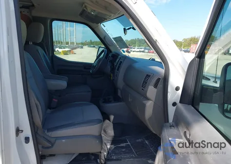 2018 Nissan Nv Cargo Nv1500 Sv V6 из США, поврежденный, VIN 1N6BF0KM9JN809974